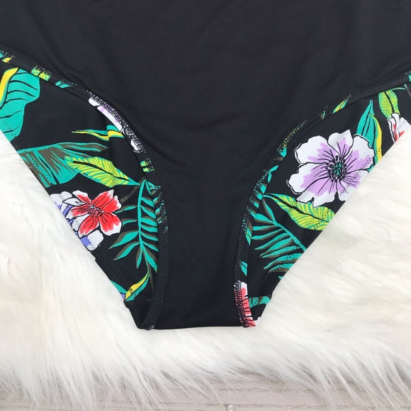 NWT Old Navy Palm Leaf Floral One Piece Swimsuit - Picture 10 of 10